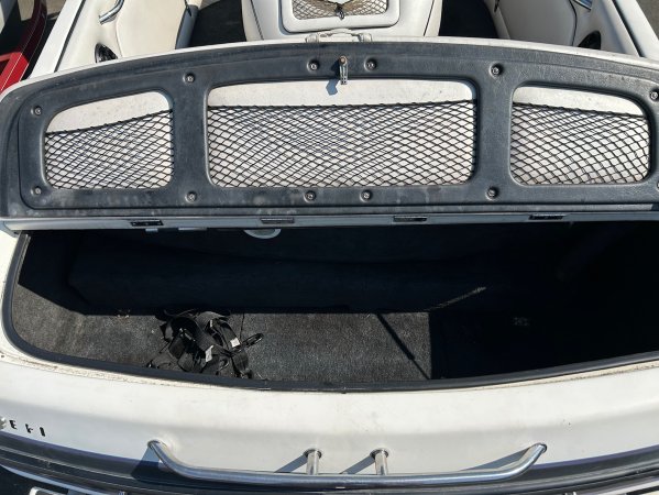 Pre-Owned 1998  powered Power Boat for sale